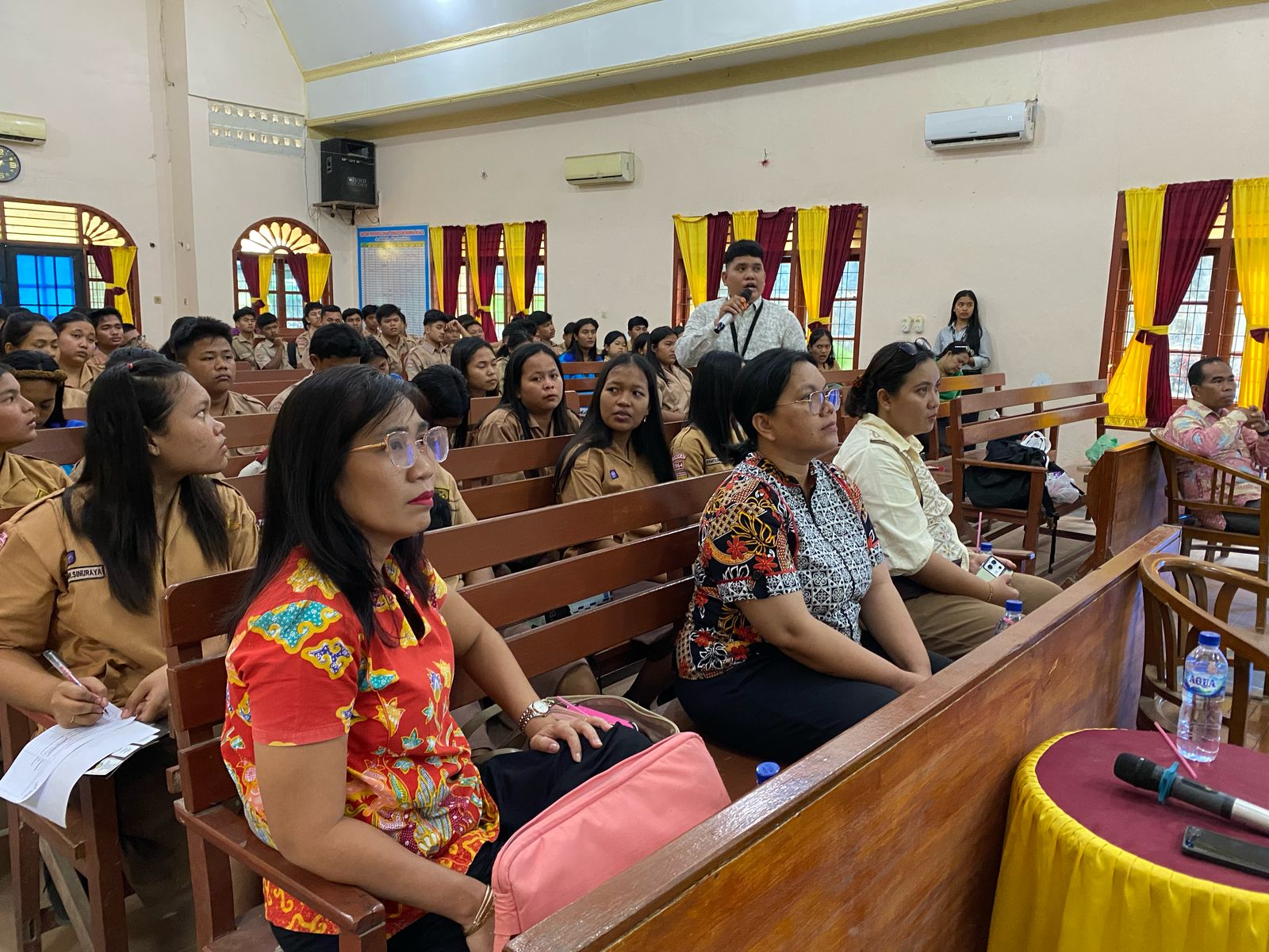 Dosen PWBI Dorong Jiwa Wirausaha Kreatif Generasi Z melalui Program “Unlocking Gen Z’s Potential” di SMA PKMI Kuala Langkat