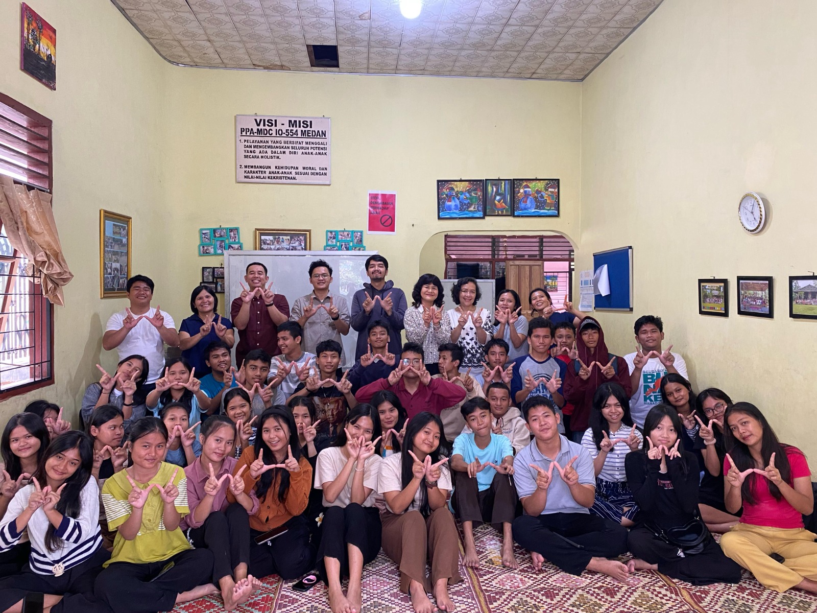 Dosen Politeknik WBI Kenalkan Digital Entrepreneurship kepada Generasi Muda