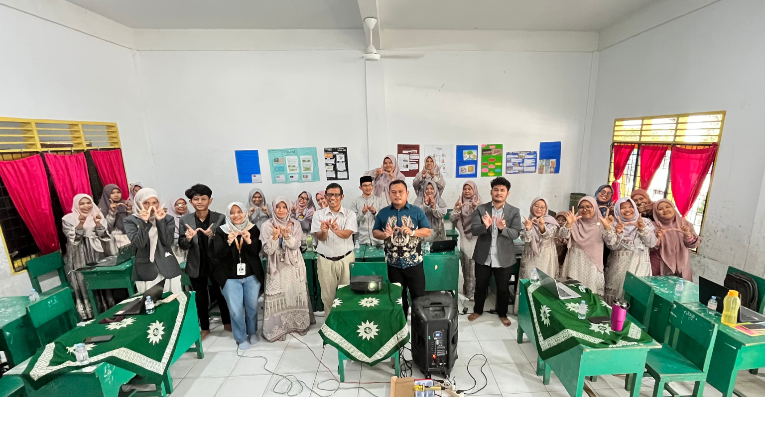 Politeknik WBI Gelar Pengabdian Masyarakat “Pengembangan Media dan Evaluasi Pembelajaran Digital di MIS Aisyiyah”